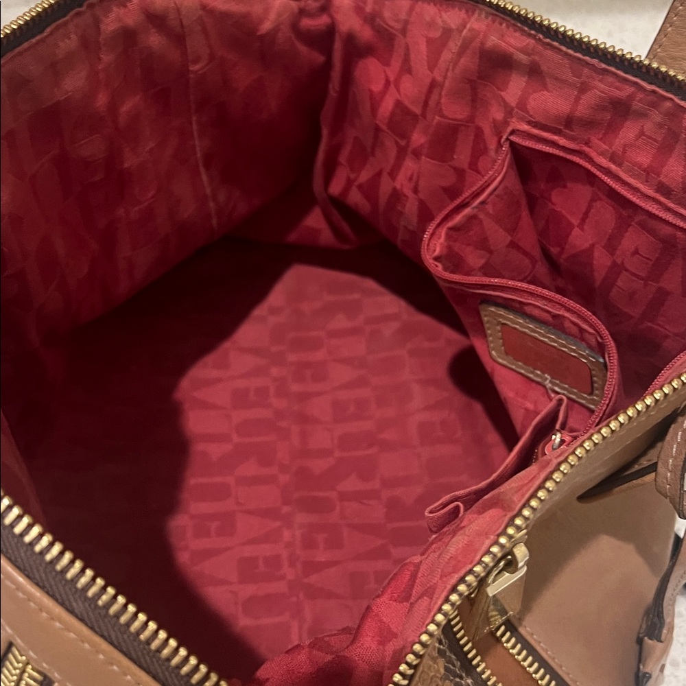 Furls snake skin purse - Picture 4 of 4